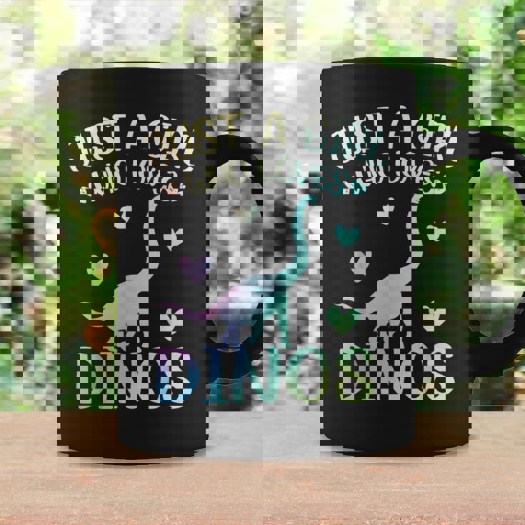 Just A Girl Who Loves Dinos La Chica De Los Dinosaurios Taza de café Ideas de regalos