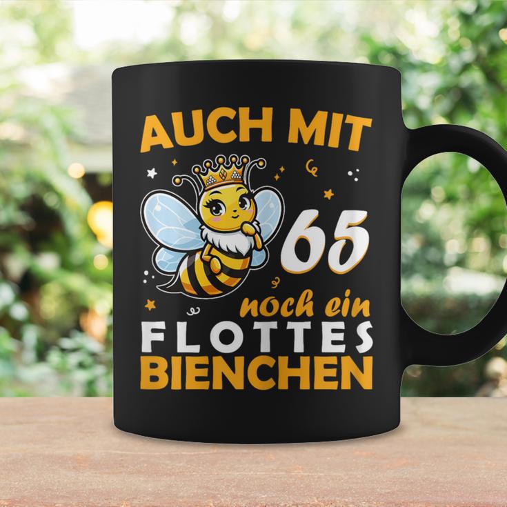 Women's 65Th Birthday With 65 Years Still A Bee Motif Tassen Geschenkideen