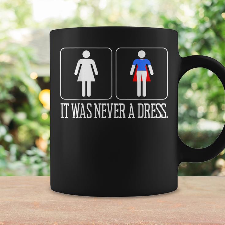 Women's It Was Never A Dress Superheroine Women's Power Feminist Tassen Geschenkideen