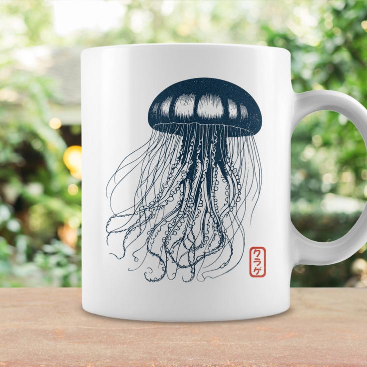 Japanese Aesthetic Asianintage Medusa Jellyfish Gray Tassen Geschenkideen