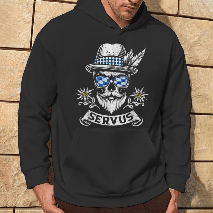 Servus Bayern Skull Bavarian Bua Costume Servus Kapuzenpullover Lebensstil