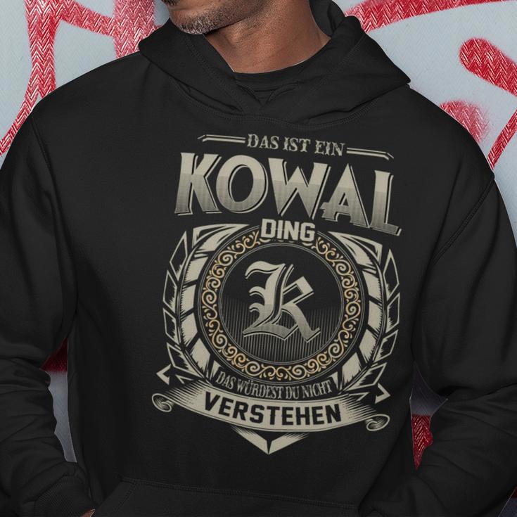 Das Ist Ein Kowal Ding Kowal Name Kapuzenpullover Lustige Geschenke