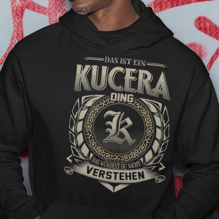 Das Ist Ein Kucera Ding Kucera Name Kapuzenpullover Lustige Geschenke