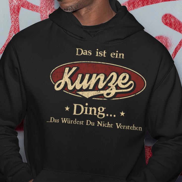 Das Ist Ein Kunze Ding Das Würdest Du Nicht Verstehen Kunze Name Kapuzenpullover Lustige Geschenke