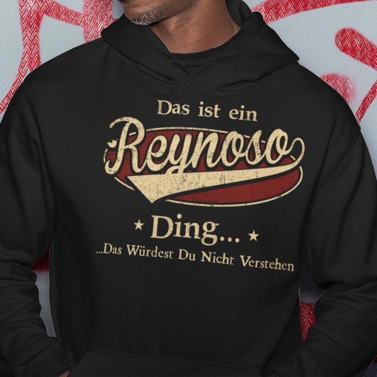 Das Ist Ein Reynoso Ding Das Würdest Du Nicht Verstehen Reynoso Name Kapuzenpullover Lustige Geschenke