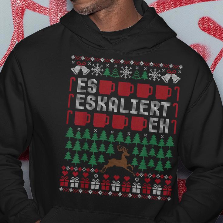 Es Eskaliert Eh Ugly Christmas Sweater Reindeer Christmas Kapuzenpullover Lustige Geschenke