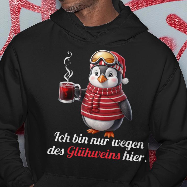 Ich Bin Nur Wegen Des Glühweins Here Xmas Penguin Glühwein Kapuzenpullover Lustige Geschenke