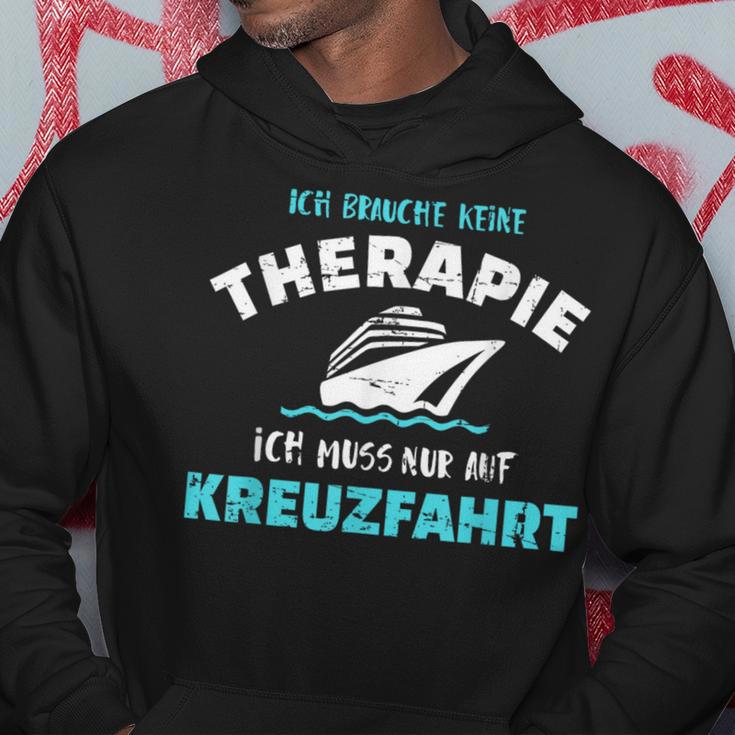 Ich Brauche Keine Therapie Ich Muss Nur Auf Kreuzfahrt Kapuzenpullover Lustige Geschenke