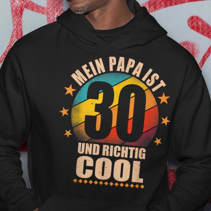 Mein Papa Ist 30 Und Richtig Cool 30Th Birthday Man Kapuzenpullover Lustige Geschenke