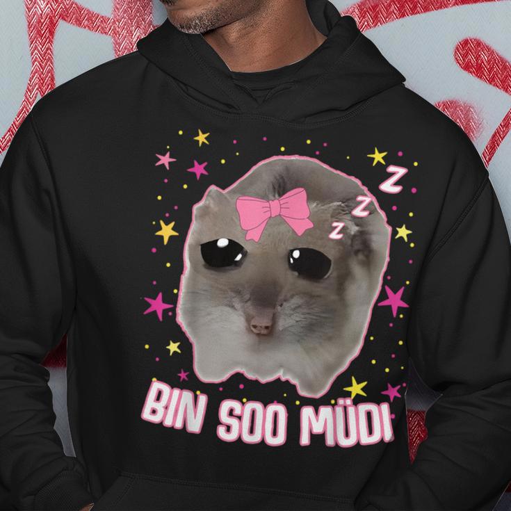 Offizielles Schlaf Sad Hamster Meme Bin So Müdi Schlaf Kapuzenpullover Lustige Geschenke