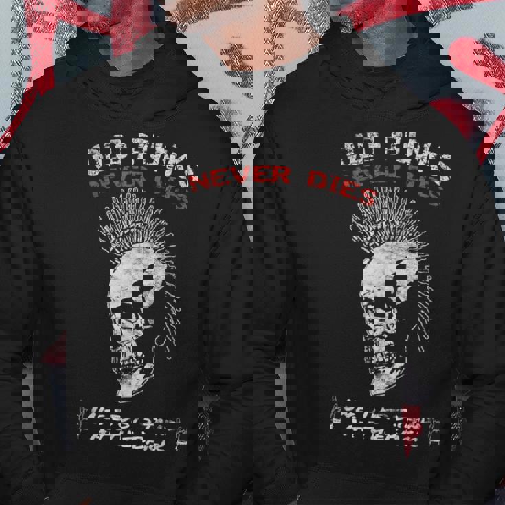 Old Punks Never Dies Punk Rock Music & Punks Sudadera Regalos divertidos