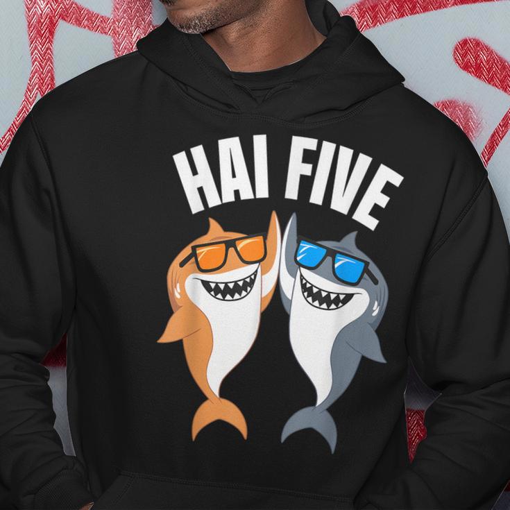 Shark Five Sharks Kapuzenpullover Lustige Geschenke