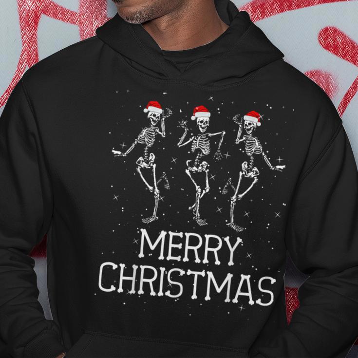 Skeletons Dance With Christmas Hats Merry Christmas Skeleton Kapuzenpullover Lustige Geschenke