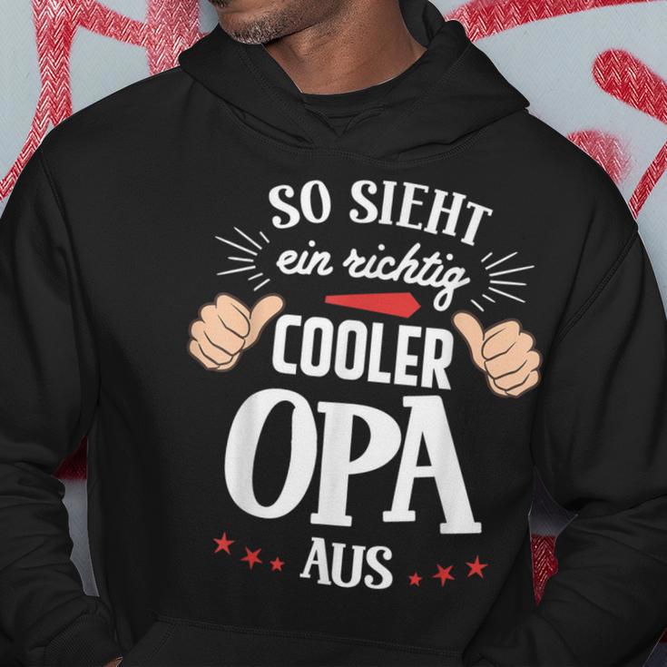 So Sieht Ein Richtig Cooler Opa Aus Bester Opa Grandpa Kapuzenpullover Lustige Geschenke