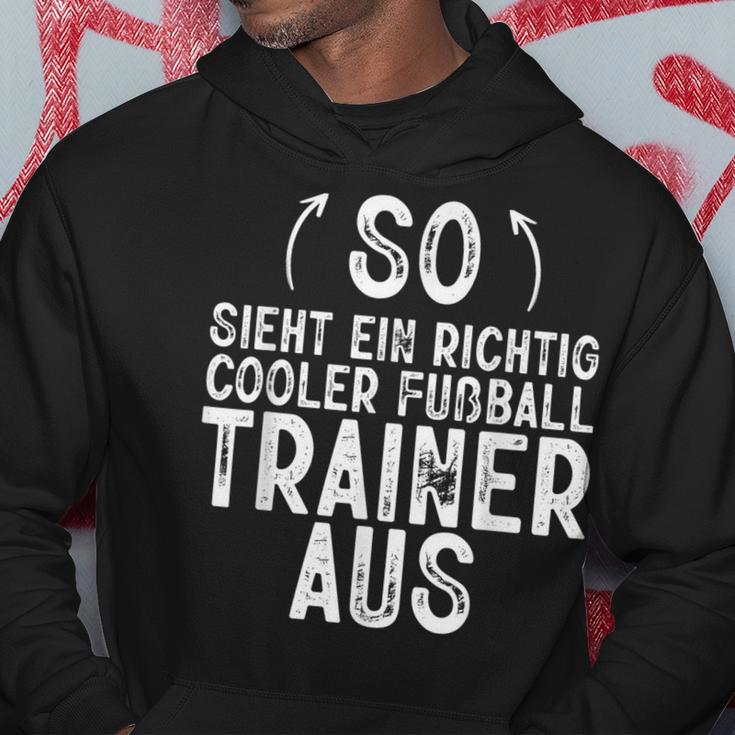 So Sieht Ein Richtig Football Trainer Football Kapuzenpullover Lustige Geschenke