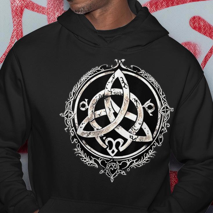 Triskele Triskel Triquetra Celtic Protective Rune Kapuzenpullover Lustige Geschenke