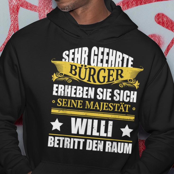 Willi Name Birthday Willi Betritt Den Raum Kapuzenpullover Lustige Geschenke