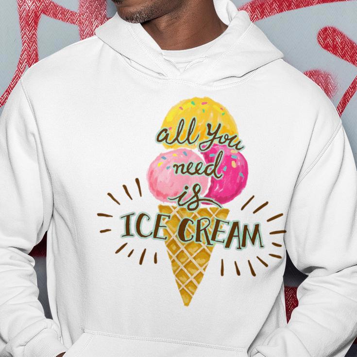 Alles Was Sie Brauchen Ist Eis Everything You Need Is Eis Kapuzenpullover Lustige Geschenke