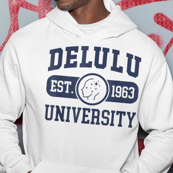 University Delulu Kapuzenpullover Lustige Geschenke