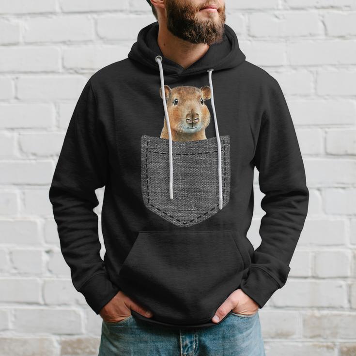 Capybara In Chest Pocket Capybara Kapuzenpullover Geschenke für Ihn