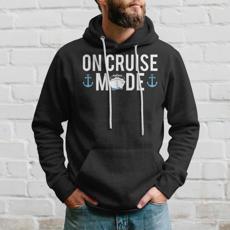 Cruise In Cruise Mode Kapuzenpullover Geschenke für Ihn