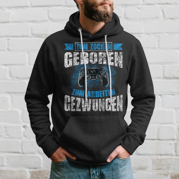 Nerd Gamer Zum Zocken Geboren Zum Arbeiten Zwungen S Kapuzenpullover Geschenke für Ihn