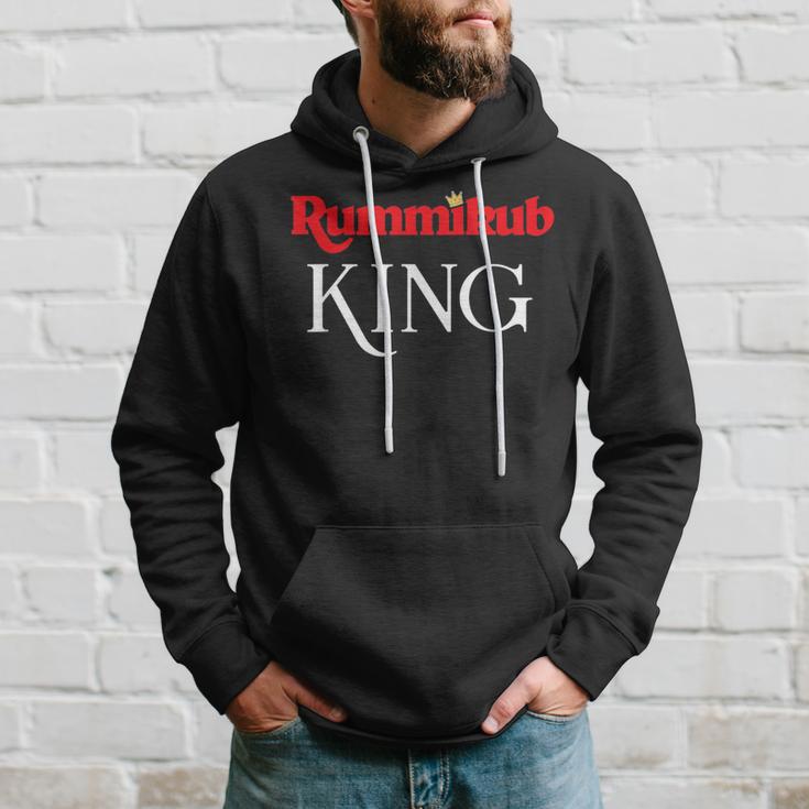 Rummikub King Logo With Royal Crown Kapuzenpullover Geschenke für Ihn