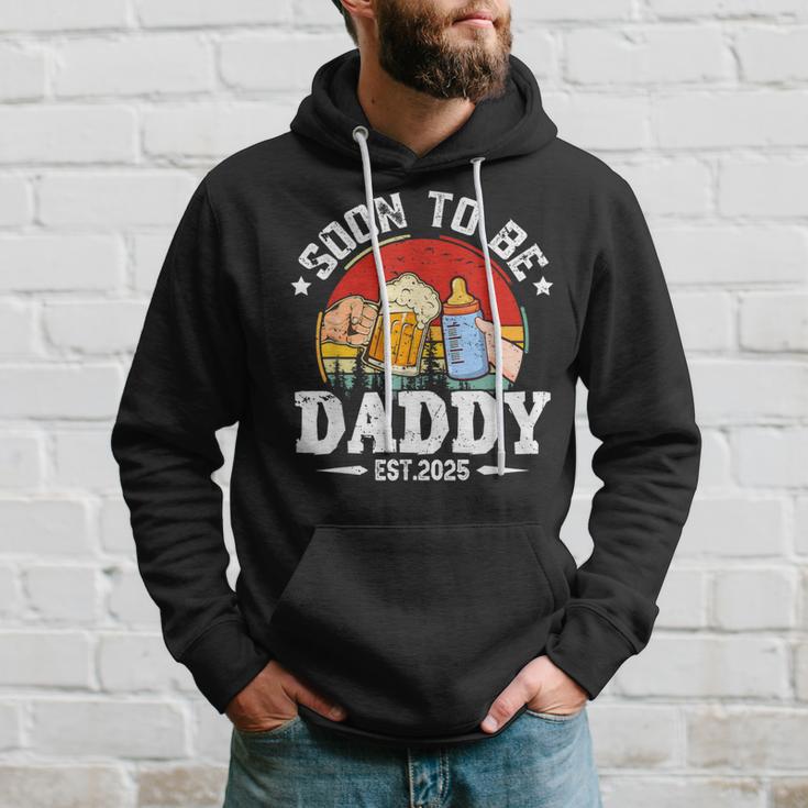 Soon To Be Daddy 2025 Retro Pregnancy Announcement Dad Kapuzenpullover Geschenke für Ihn