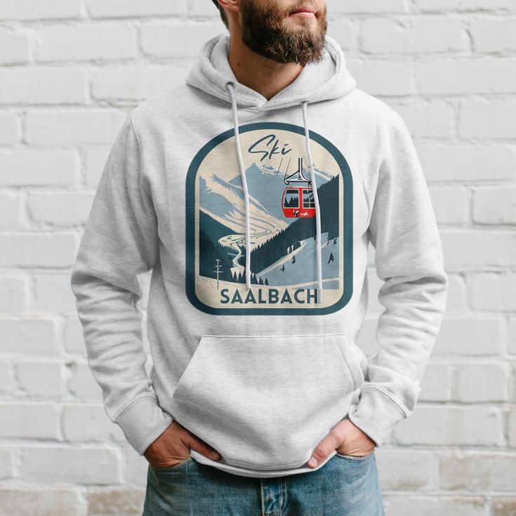 Ski Saalbach Retrointage Style Saalbach Skiing Gray Kapuzenpullover Geschenke für Ihn