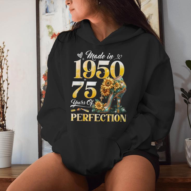75Th Birthday Floral Made In 1950 75 Years Old Sunflower Sudadera con capucha para mujer Regalos para ella