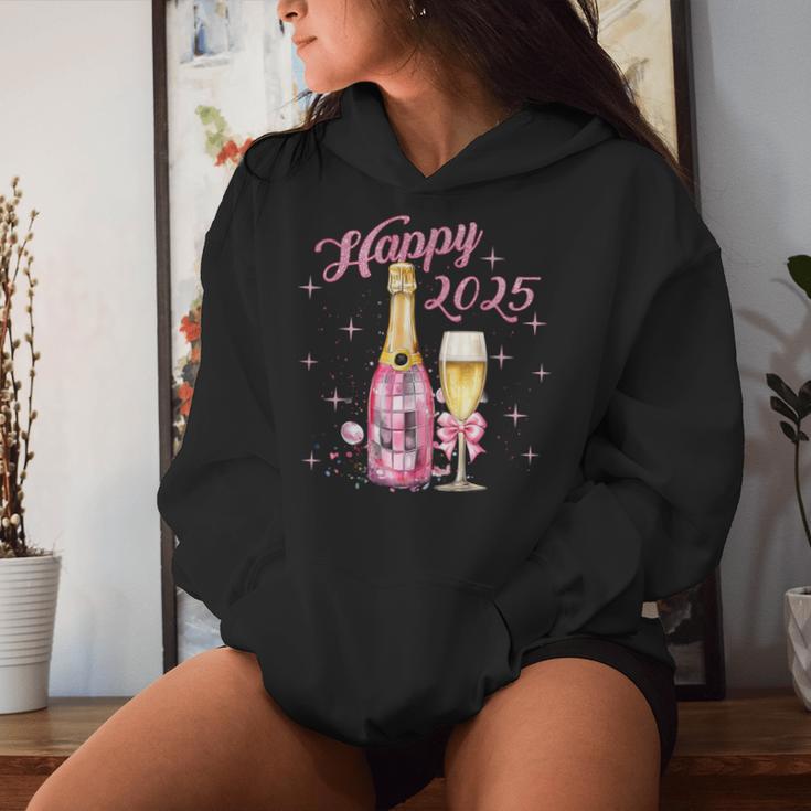 Happy 2025 Happy New Year New Year Sparkling Wine Party Kapuzenpullover für Damen Geschenke für Sie