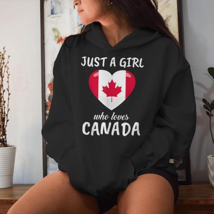 Just A Girl Who Loves Canada Travel Football Canada Kapuzenpullover für Damen Geschenke für Sie