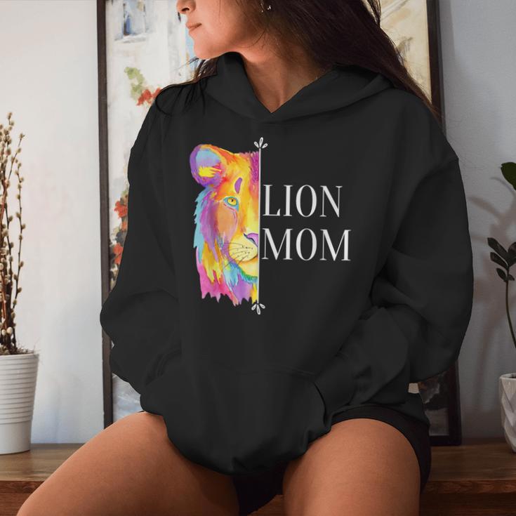 With Lion Mum Motif For Mother's Day Or Christmas Kapuzenpullover für Damen Geschenke für Sie