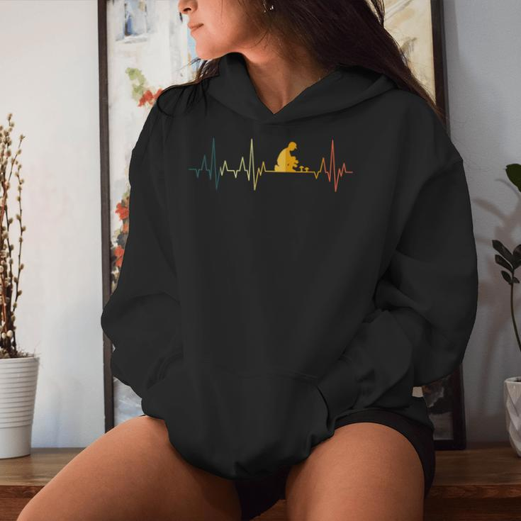 Mushroom Collector Heartbeat Retro Mushrooms Collecting Ecg Sponge Kapuzenpullover für Damen Geschenke für Sie