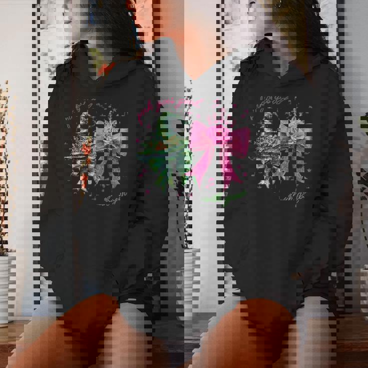 Pink Goes Good With Green Halloween Witch Girl Women Hoodie Gifts for Her