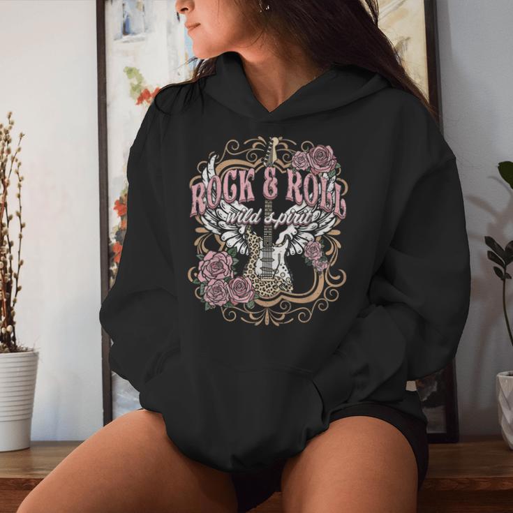 Rock And Roll Wild Spirit Boho Angel Wings Floral Guitar Kapuzenpullover für Damen Geschenke für Sie