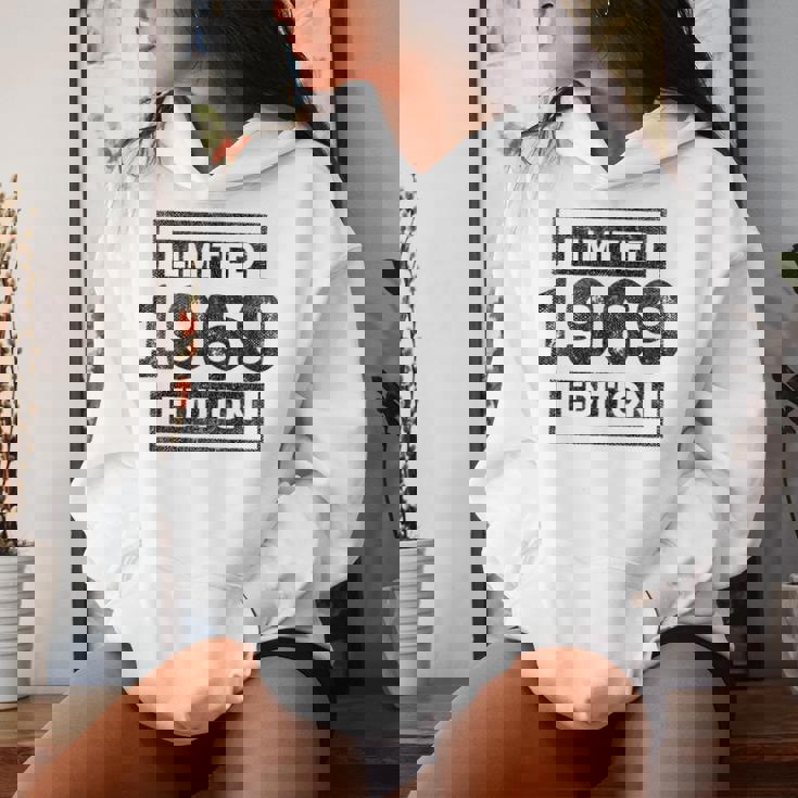 56 Cumpleaños Hombres 56 Años Retro Es Nacidos En 1969 Sudadera con capucha para mujer Regalos para ella