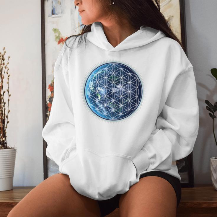 Flower Of Life With Earth Sacred Geometry Yoga Blue Kapuzenpullover für Damen Geschenke für Sie