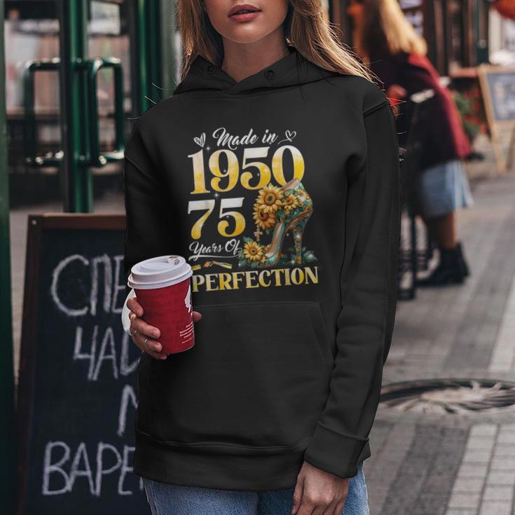 75Th Birthday Floral Made In 1950 75 Years Old Sunflower Sudadera con capucha para mujer Regalos divertidos