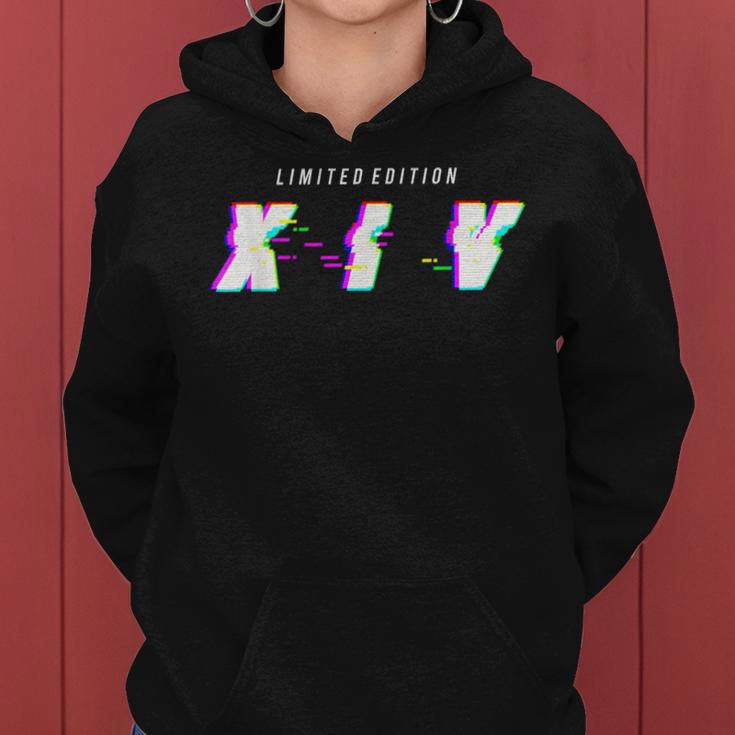 14 Years Birthday Glitched Roman Numerals Limited Edition S Kapuzenpullover für Damen