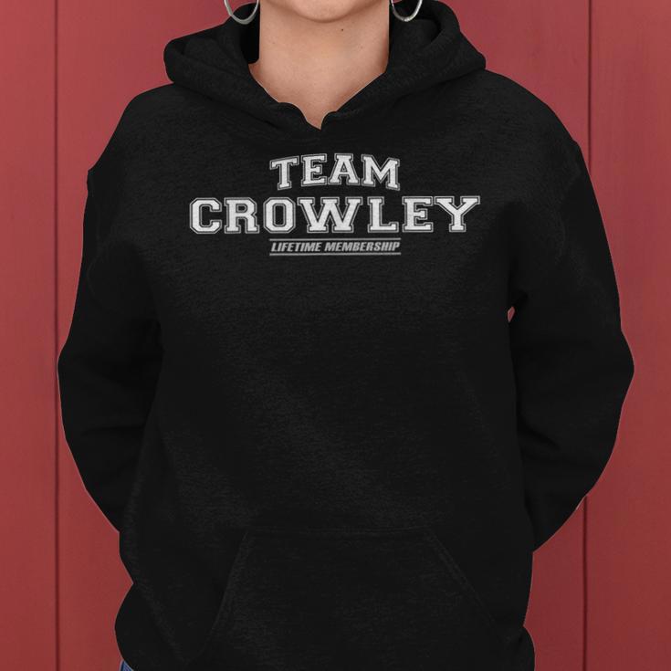 Team Crowley Proud Surname Last Name Kapuzenpullover für Damen