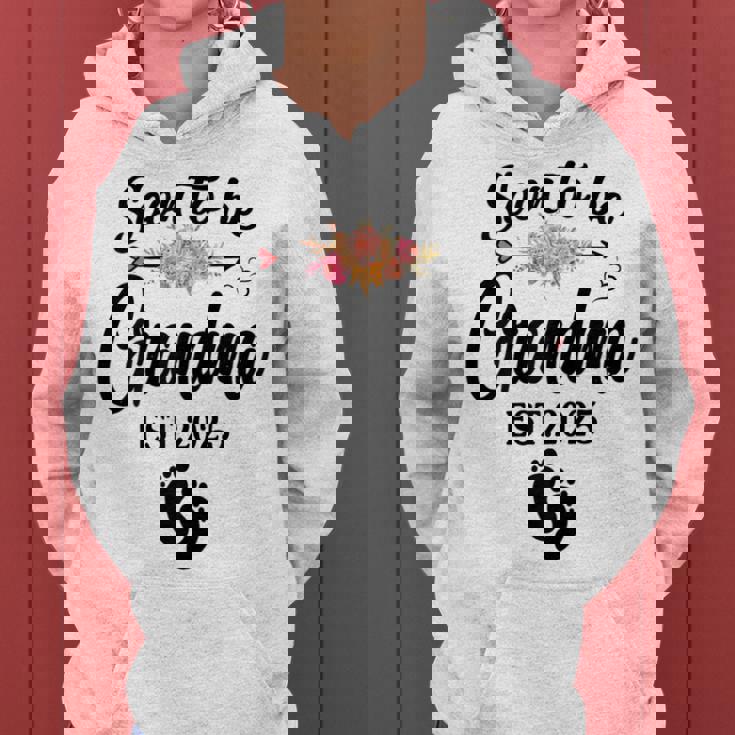 Soon To Be Grandma 2025 Mother's Day For New Grandma Women Hoodie