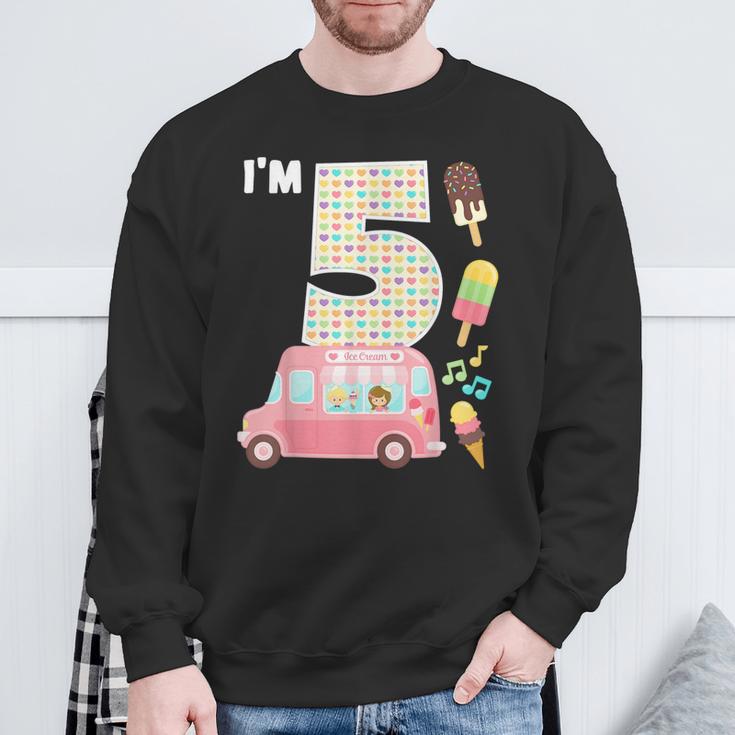 5Th Birthday Crew Ice Cream Truck I'm 5 Bday Ice Cream Party Camisa de entrenamiento Regalos para ancianos