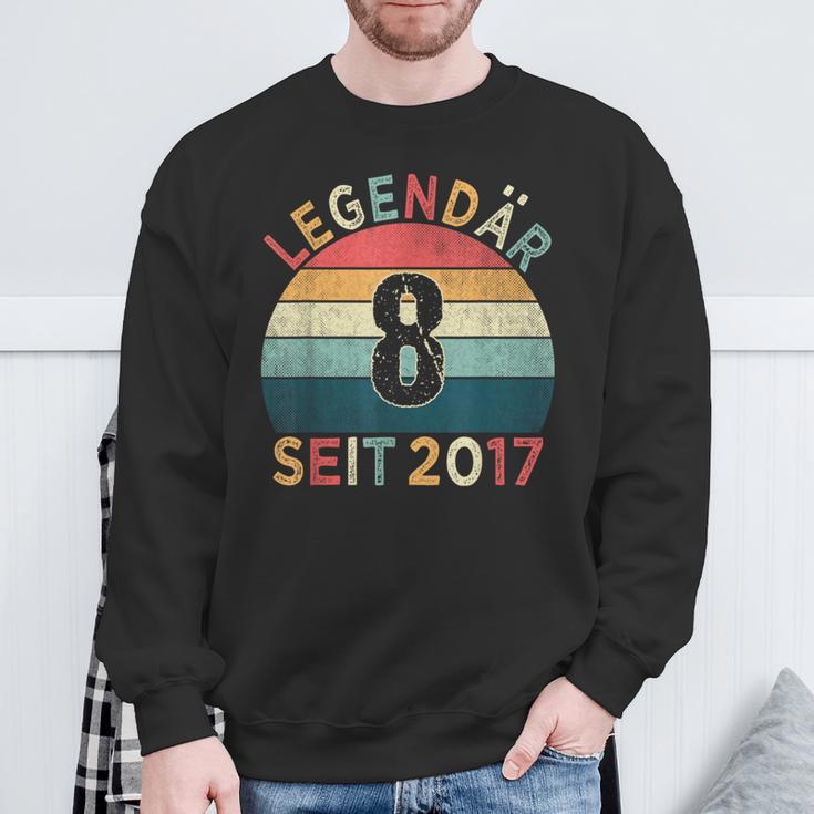 8Th Birthday Legendary Since 2017Intage 8 Years Old Sweatshirt Geschenke für alte Männer