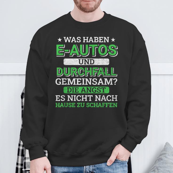 Anti Electric Car Burning Electric Car Opponent Sweatshirt Geschenke für alte Männer