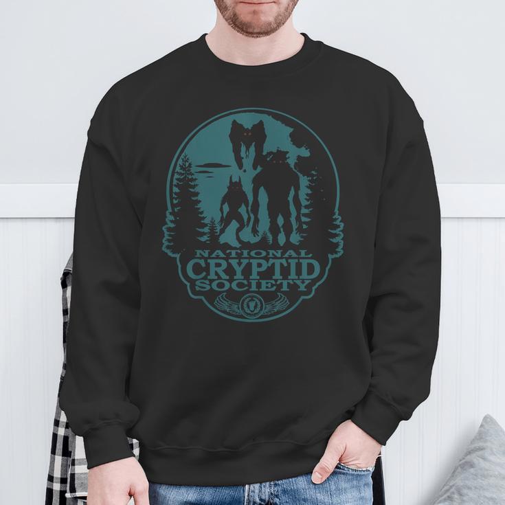 Bigfoot Dogman Mothman Ufo National Cryptid Society Crest Sweatshirt Geschenke für alte Männer