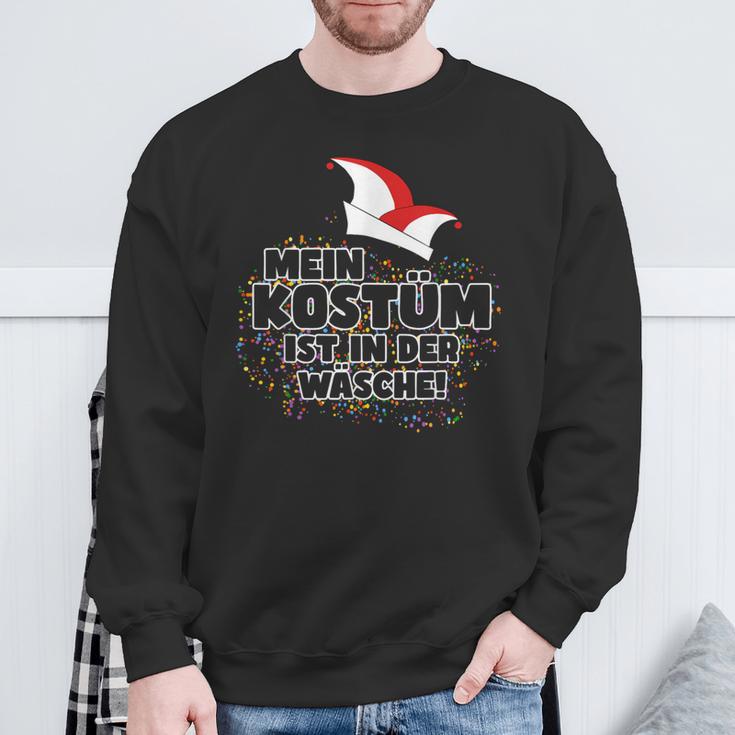 Carnival Costume Is In The Laundry Sweatshirt Geschenke für alte Männer