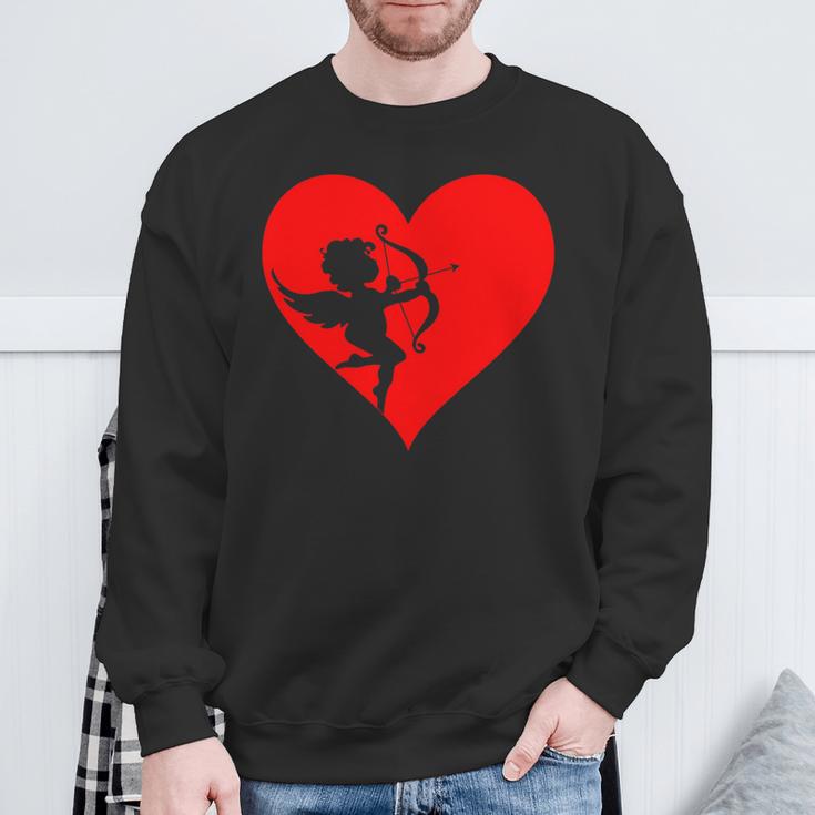 Cupid With Bow And Arrow Fun Love Heart Sweatshirt Geschenke für alte Männer