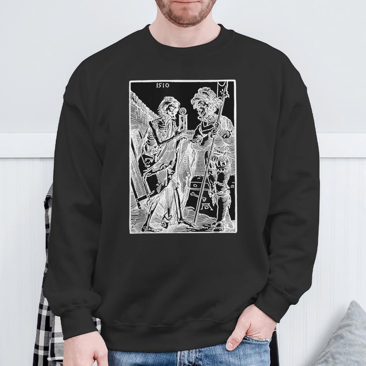 The Death And The Landsknecht By Albrecht Durer 1510 Sweatshirt Geschenke für alte Männer