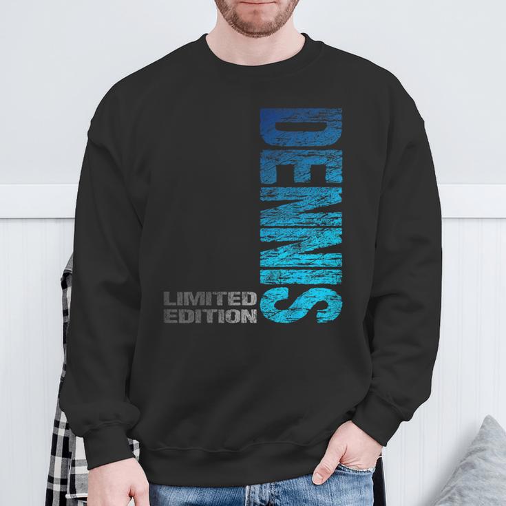 Dennis Name First Name Boy Man Birthday Sweatshirt Geschenke für alte Männer